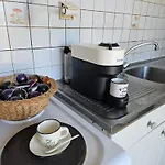 Milosbluepearl Апартаменты Triovasalos
